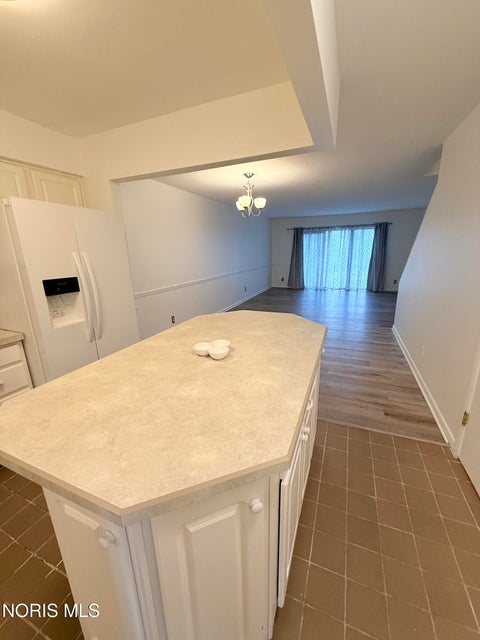 Tiny photo for 2517 W Village Drive #2517, Toledo, OH 43614 (MLS # 10014442)