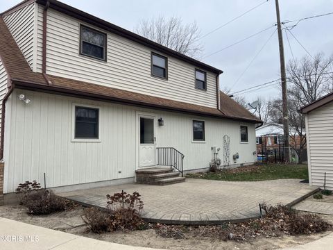Tiny photo for 6060 Dixon Avenue, Toledo, OH 43613 (MLS # 10005296)