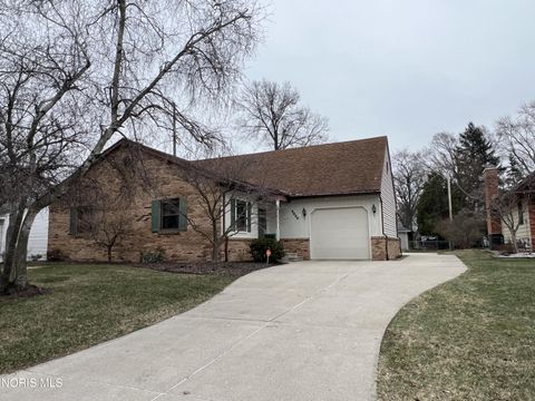 Tiny photo for 6060 Dixon Avenue, Toledo, OH 43613 (MLS # 10005296)