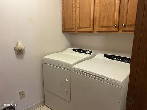 Tiny photo for 6060 Dixon Avenue, Toledo, OH 43613 (MLS # 10005296)