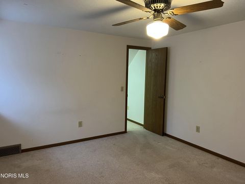 Tiny photo for 6060 Dixon Avenue, Toledo, OH 43613 (MLS # 10005296)