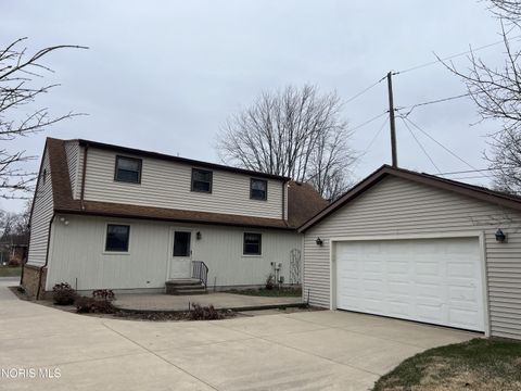 Tiny photo for 6060 Dixon Avenue, Toledo, OH 43613 (MLS # 10005296)