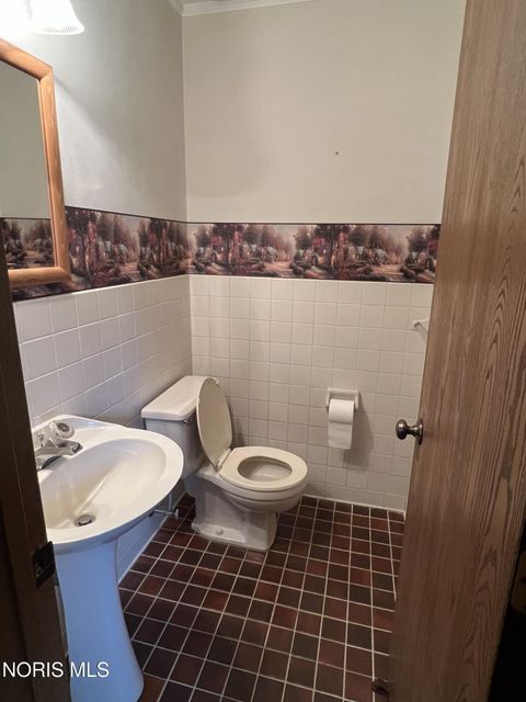 Tiny photo for 6060 Dixon Avenue, Toledo, OH 43613 (MLS # 10005296)