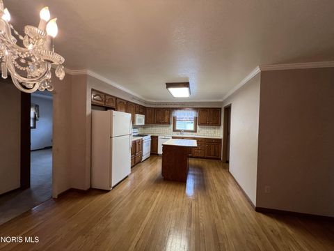 Tiny photo for 6060 Dixon Avenue, Toledo, OH 43613 (MLS # 10005296)