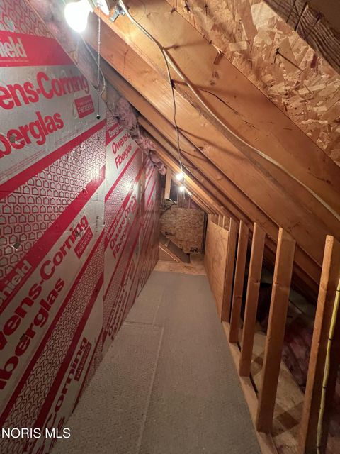 Tiny photo for 6060 Dixon Avenue, Toledo, OH 43613 (MLS # 10005296)