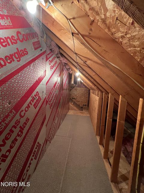 Tiny photo for 6060 Dixon Avenue, Toledo, OH 43613 (MLS # 10005296)