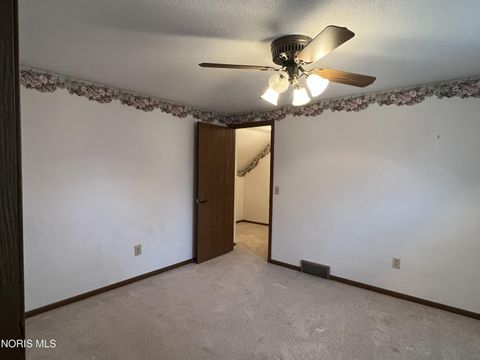Tiny photo for 6060 Dixon Avenue, Toledo, OH 43613 (MLS # 10005296)