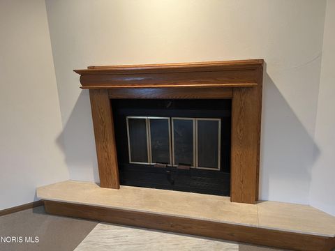 Tiny photo for 6060 Dixon Avenue, Toledo, OH 43613 (MLS # 10005296)