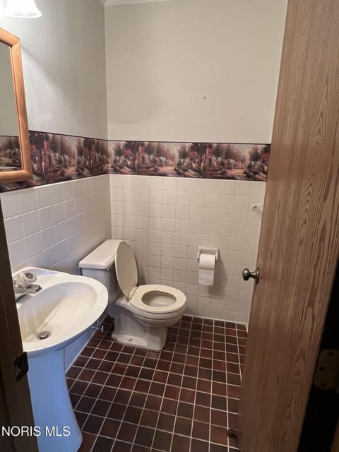 Tiny photo for 6060 Dixon Avenue, Toledo, OH 43613 (MLS # 10005296)