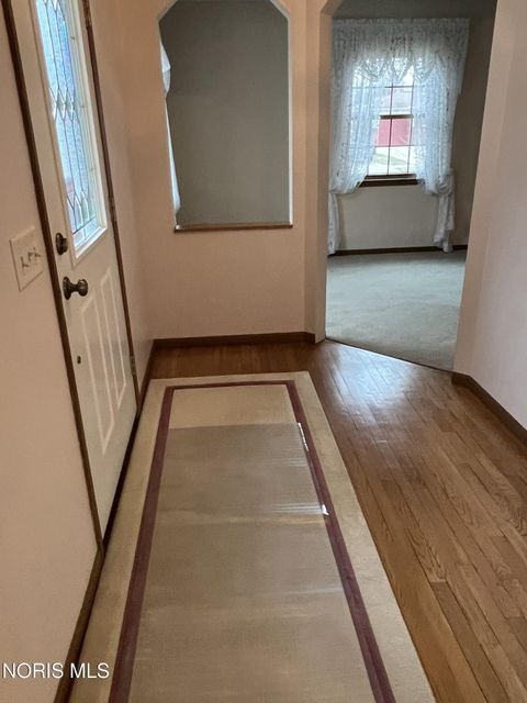 Tiny photo for 6060 Dixon Avenue, Toledo, OH 43613 (MLS # 10005296)