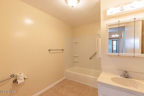 Tiny photo for 1005 Eton Road, Toledo, OH 43615 (MLS # 10006105)