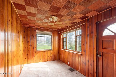 Tiny photo for 1005 Eton Road, Toledo, OH 43615 (MLS # 10006105)