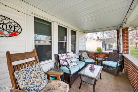 Tiny photo for 614 W John Street, Maumee, OH 43537 (MLS # 10006093)