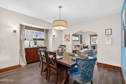 Tiny photo for 614 W John Street, Maumee, OH 43537 (MLS # 10006093)