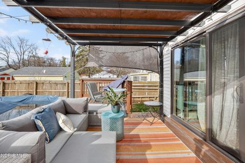 Tiny photo for 614 W John Street, Maumee, OH 43537 (MLS # 10006093)