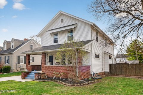 Tiny photo for 614 W John Street, Maumee, OH 43537 (MLS # 10006093)