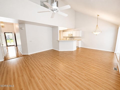 Tiny photo for 4210 Caravelle Drive, Toledo, OH 43623 (MLS # 10009975)