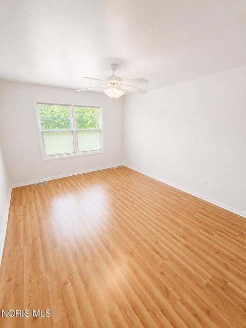 Tiny photo for 4210 Caravelle Drive, Toledo, OH 43623 (MLS # 10009975)