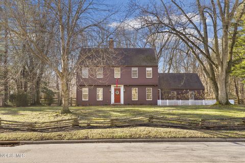 Photo of 4537 Ginger Trail, Toledo, OH 43623 (MLS # 10003768)