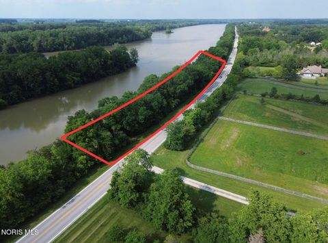 Tiny photo for 0 W River Road, Grand Rapids, OH 43522 (MLS # 10010210)