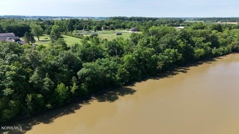 Tiny photo for 0 W River Road, Grand Rapids, OH 43522 (MLS # 10010210)