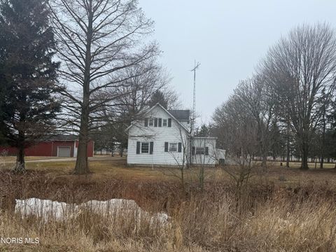 Photo of 1128 County Road 139, Van Buren, OH 45889 (MLS # 10004253)