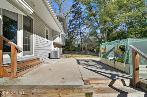 Tiny photo for 2954 Shetland Road, Toledo, OH 43617 (MLS # 10000062)