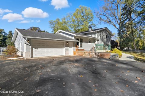 Tiny photo for 2954 Shetland Road, Toledo, OH 43617 (MLS # 10000062)