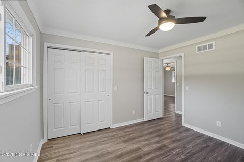 Tiny photo for 2954 Shetland Road, Toledo, OH 43617 (MLS # 10000062)