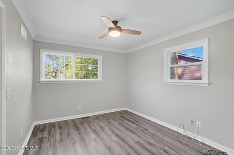 Tiny photo for 2954 Shetland Road, Toledo, OH 43617 (MLS # 10000062)