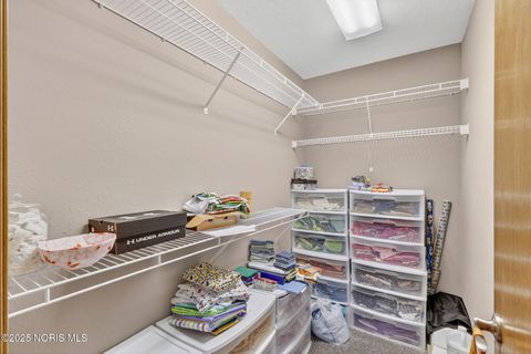 Tiny photo for 24525 Village Lane, Grand Rapids, OH 43522 (MLS # 10002379)