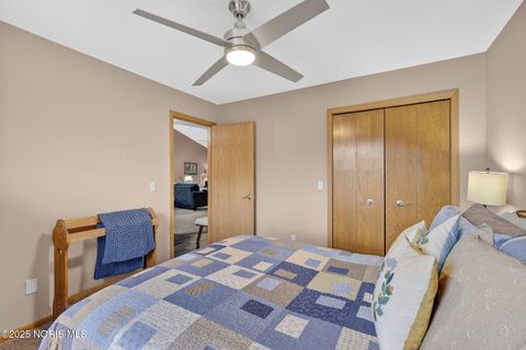 Tiny photo for 24525 Village Lane, Grand Rapids, OH 43522 (MLS # 10002379)