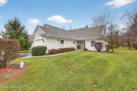 Tiny photo for 24525 Village Lane, Grand Rapids, OH 43522 (MLS # 10002379)