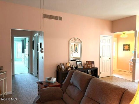 Tiny photo for 2408 Mckivett Drive, Toledo, OH 43615 (MLS # 10011227)