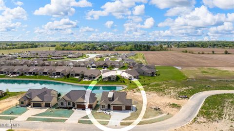 Tiny photo for 9233 Summer Song Lane, Sylvania, OH 43560 (MLS # 10007930)