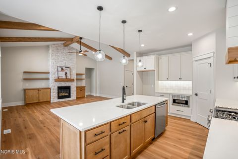 Tiny photo for 9233 Summer Song Lane, Sylvania, OH 43560 (MLS # 10007930)