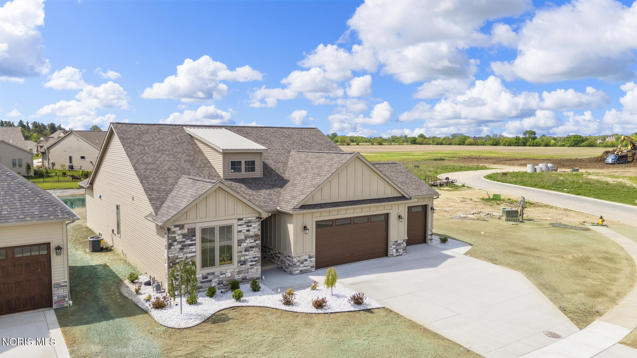 9233 Summer Song Lane
