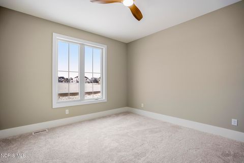 Tiny photo for 9233 Summer Song Lane, Sylvania, OH 43560 (MLS # 10007930)