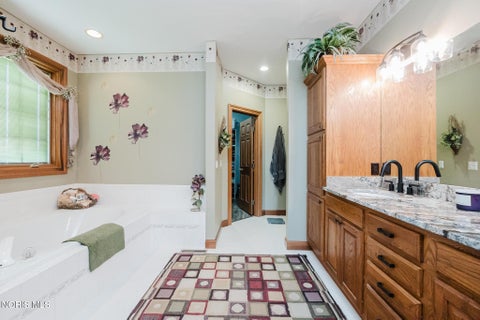 Tiny photo for 9119 Pierce Drive, Findlay, OH 45840 (MLS # 10011396)