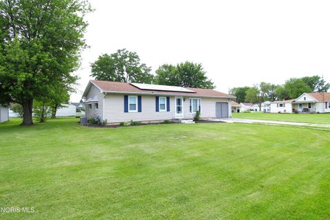 Tiny photo for 19 N Fargo Street, Oregon, OH 43616 (MLS # 10008358)