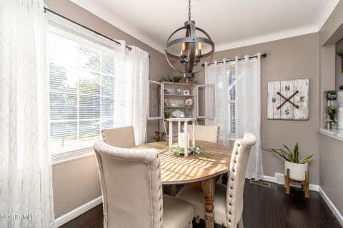 Tiny photo for 5927 Adelaide Drive, Toledo, OH 43613 (MLS # 10011527)