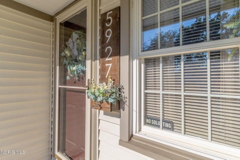Tiny photo for 5927 Adelaide Drive, Toledo, OH 43613 (MLS # 10011527)