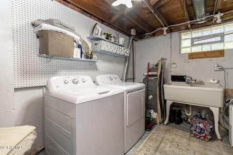 Tiny photo for 5927 Adelaide Drive, Toledo, OH 43613 (MLS # 10011527)
