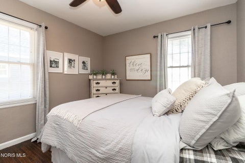 Tiny photo for 5927 Adelaide Drive, Toledo, OH 43613 (MLS # 10011527)