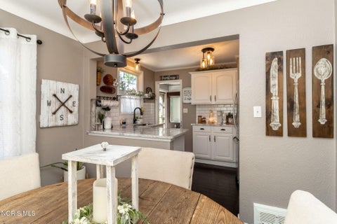 Tiny photo for 5927 Adelaide Drive, Toledo, OH 43613 (MLS # 10011527)