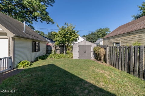 Tiny photo for 5927 Adelaide Drive, Toledo, OH 43613 (MLS # 10011527)