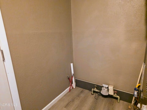 Tiny photo for 1534 Oakmont Street, Toledo, OH 43605 (MLS # 10012653)