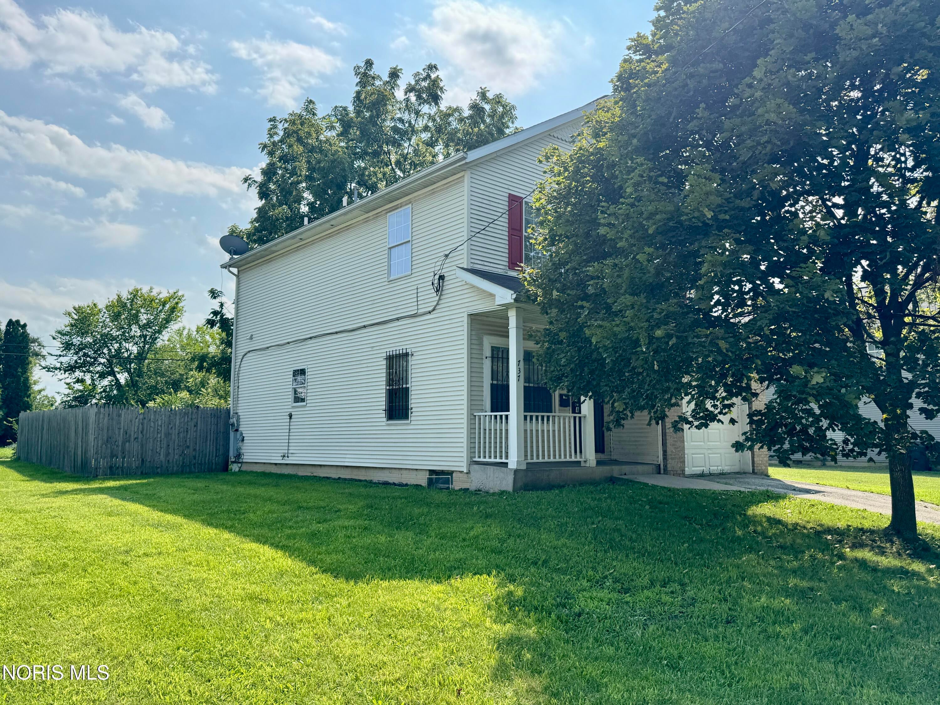737 Tecumseh Street