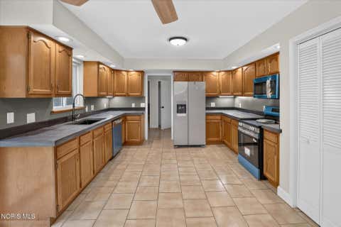 Tiny photo for 10660 Frankfort Road, Holland, OH 43528 (MLS # 10012010)