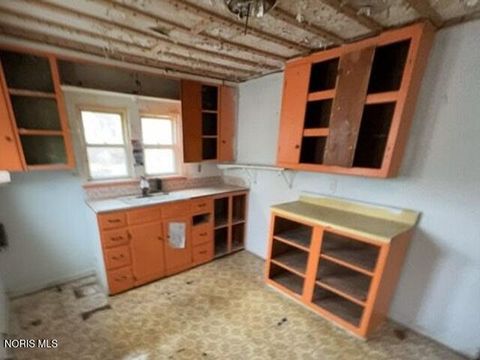 Tiny photo for 106 High Street, Antwerp, OH 45813 (MLS # 10005250)